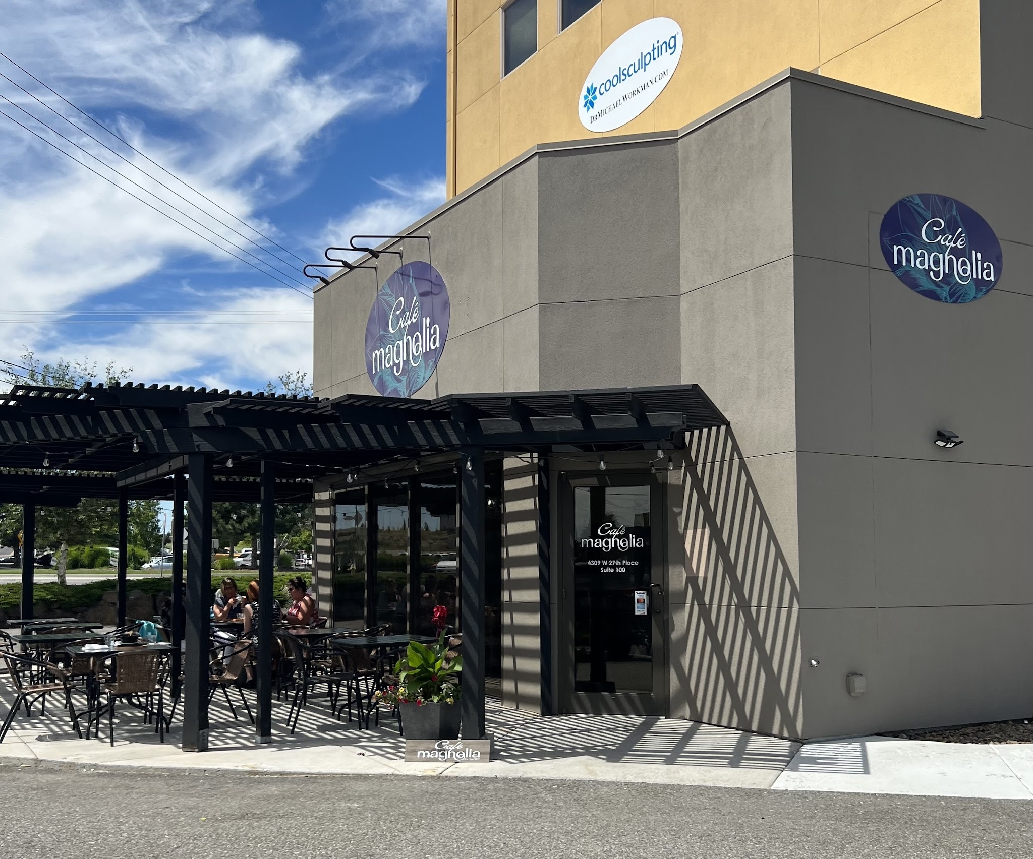 Cafe Magnolia